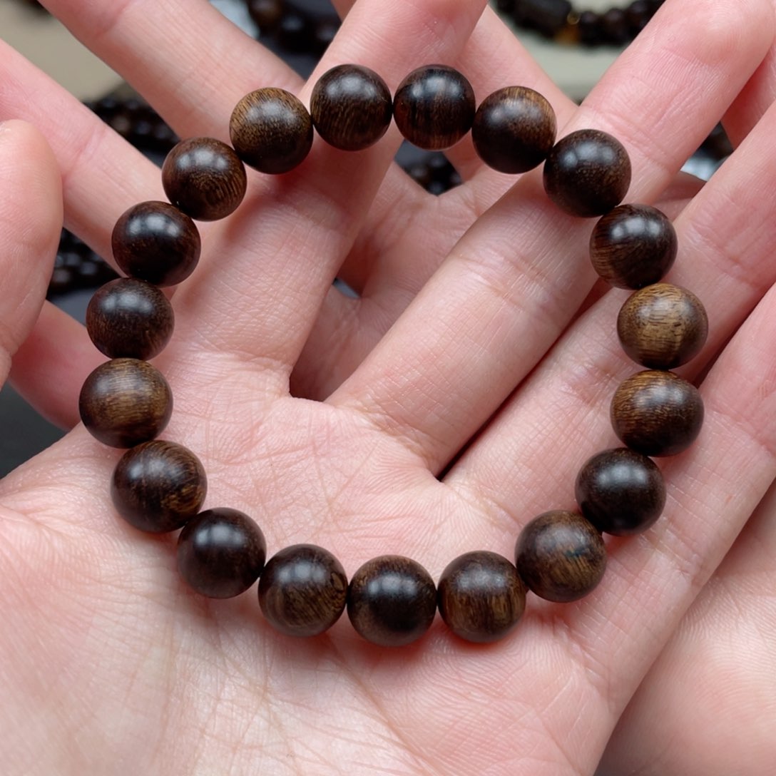 【闪购商品】沉香手串越南芽庄白棋玉化瘤疤沉水 1.0