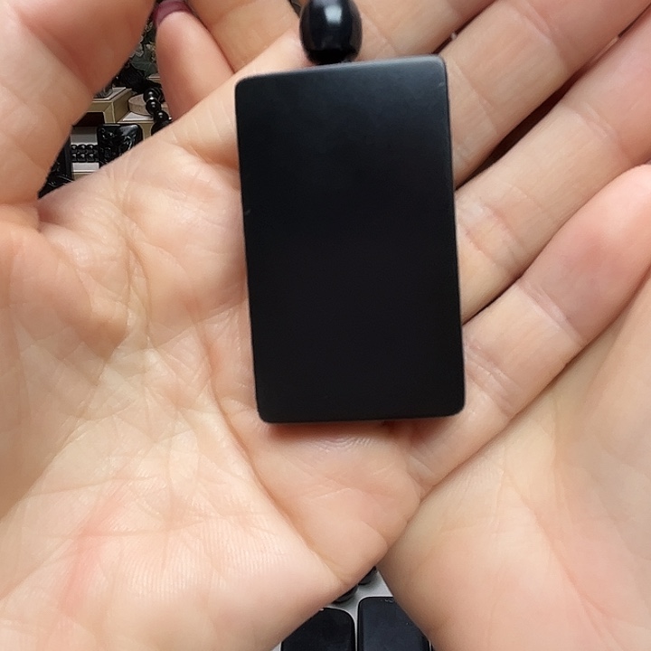 小***茗和田玉（墨玉）未镶嵌手链351港版