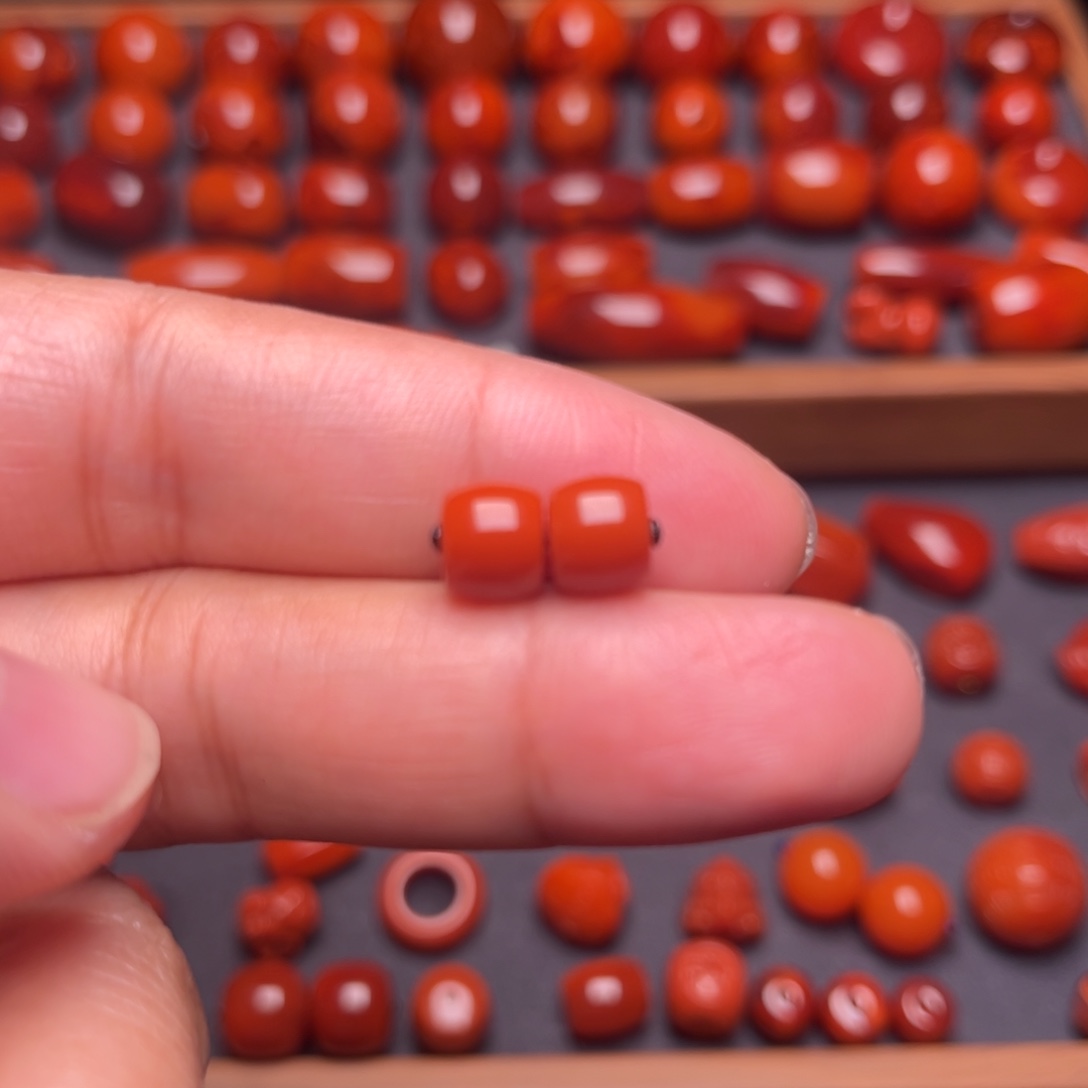 南红玛瑙配饰未镶嵌直切对珠卡7mm