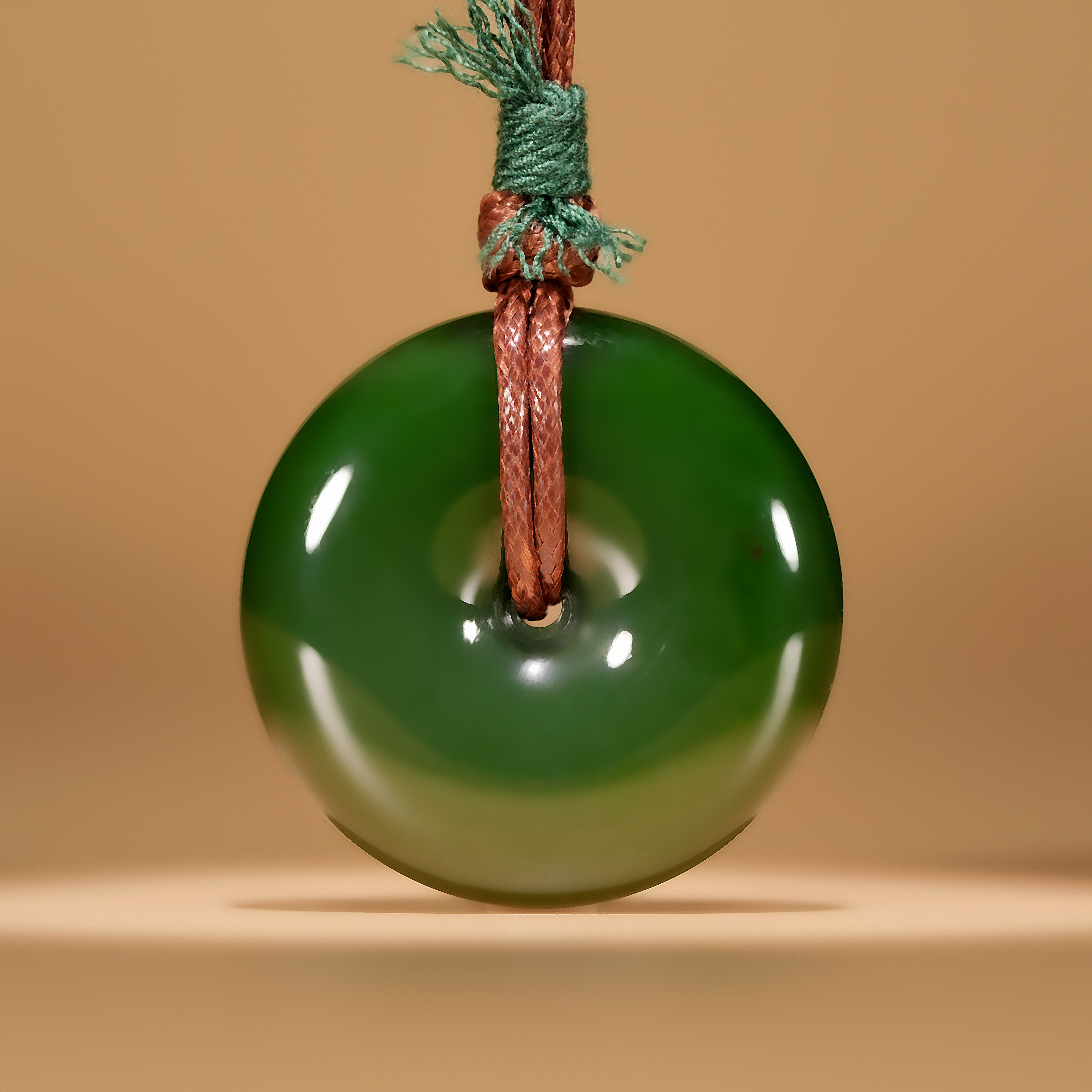 传世级 和田玉俄七辣绿聚红皮特细平安扣 35*10.5mm H122430