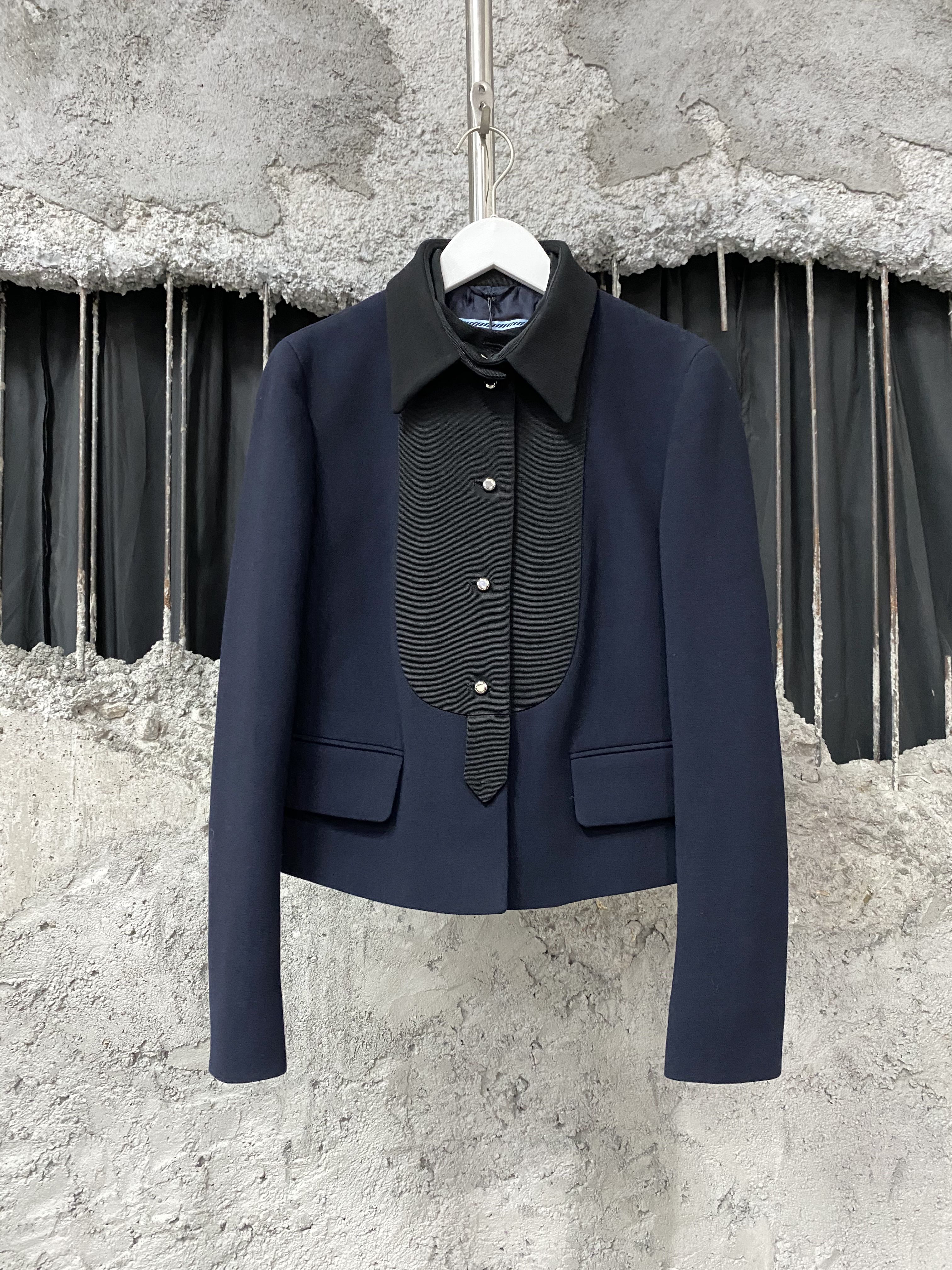 99新 Prada/普拉达 秀款双领西装外套/40码