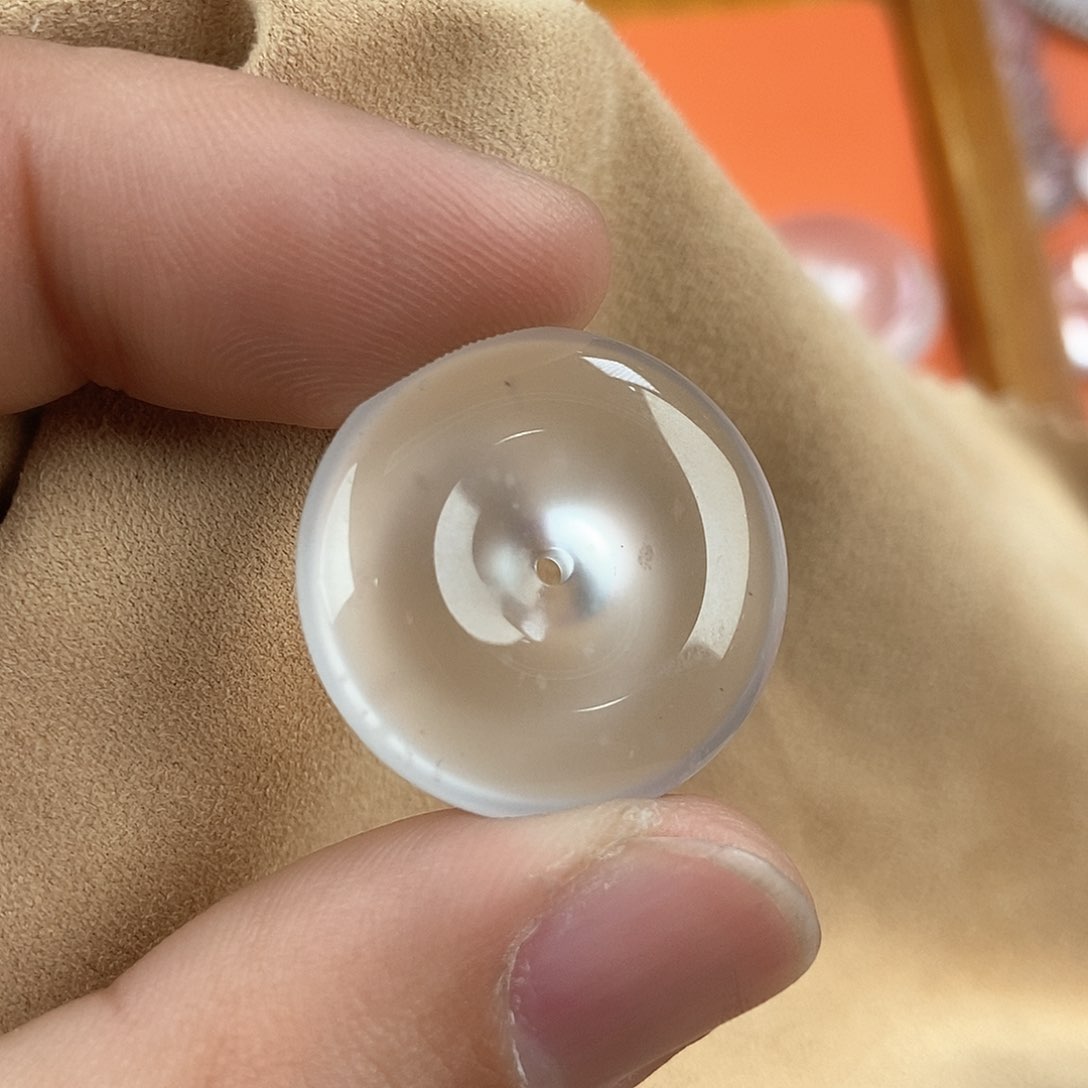 石英质玉颈饰未镶嵌