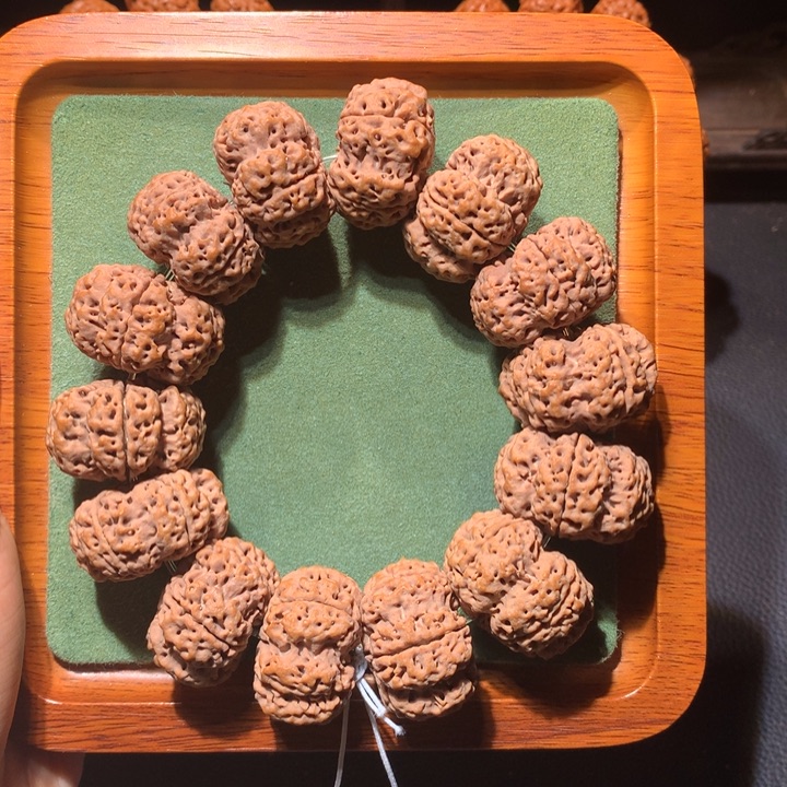 手串金刚菩提29+无忧梅花