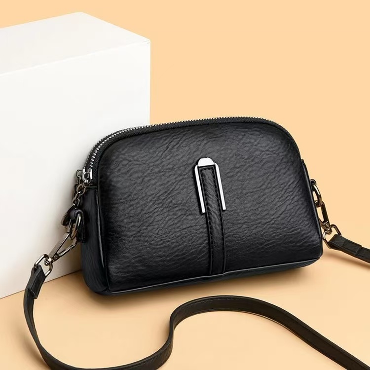 正 8880 黑色 女包【长21高14厚7cm】