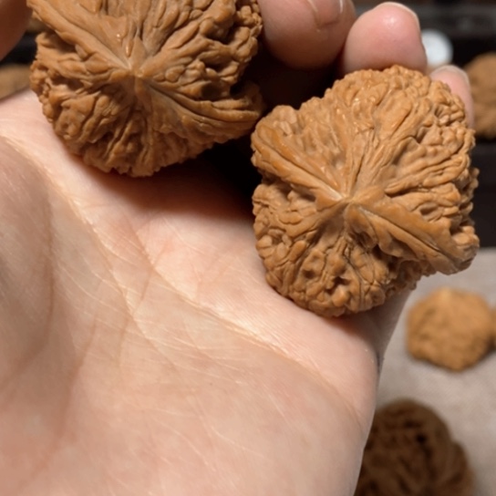 文玩核桃吊坠今天