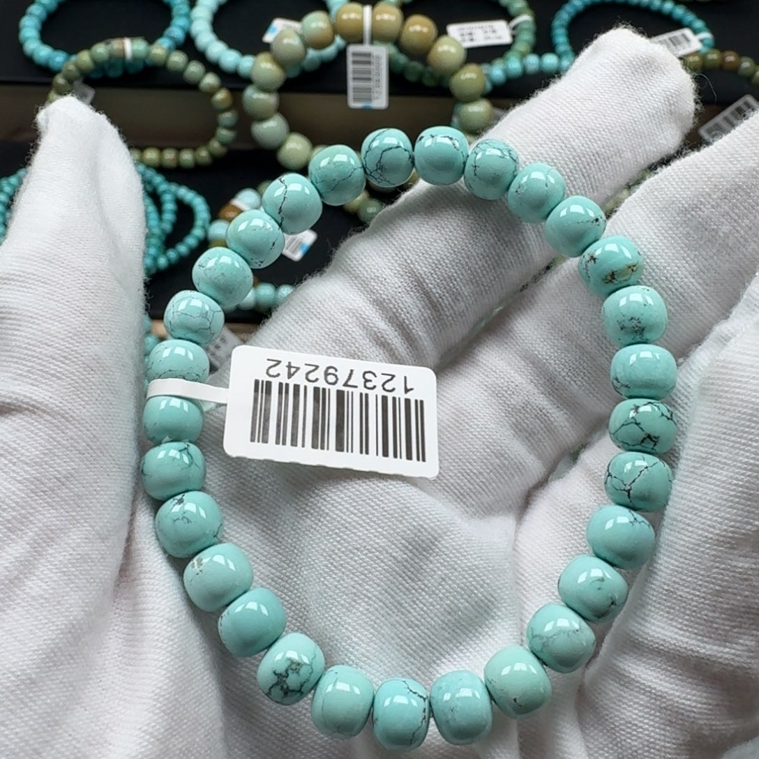 绿松石未镶嵌挂件