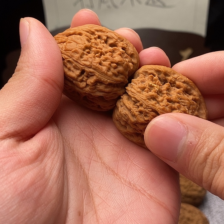 1***2吊坠文玩核桃南疆石