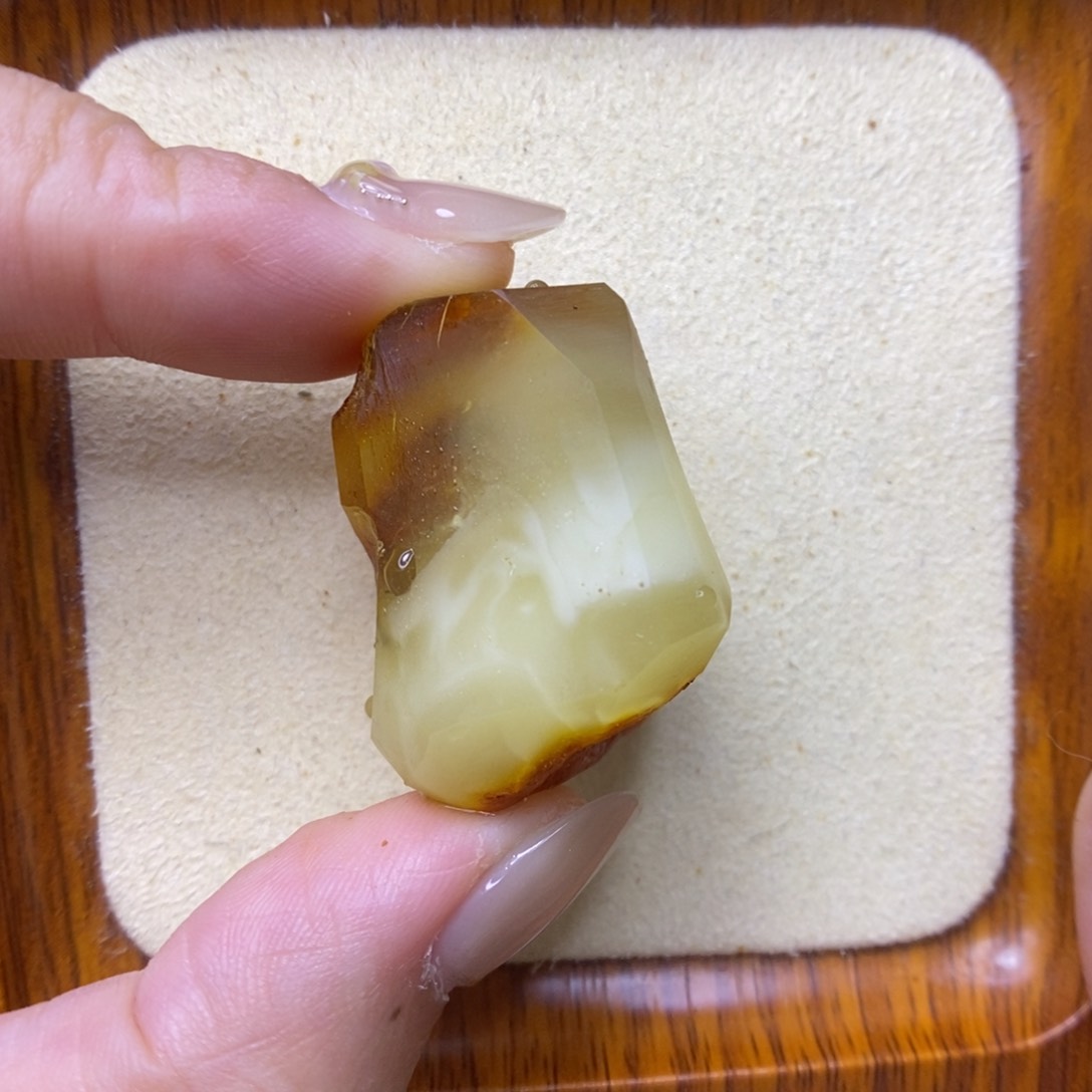 未镶嵌定制蜜蜡敏