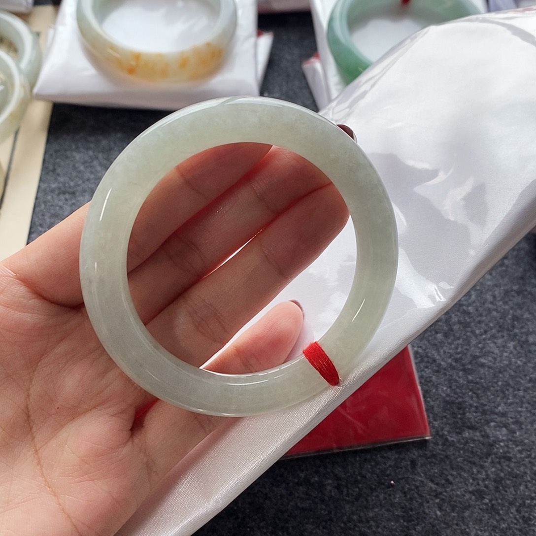 未镶嵌手镯翡翠56糯冰美人条