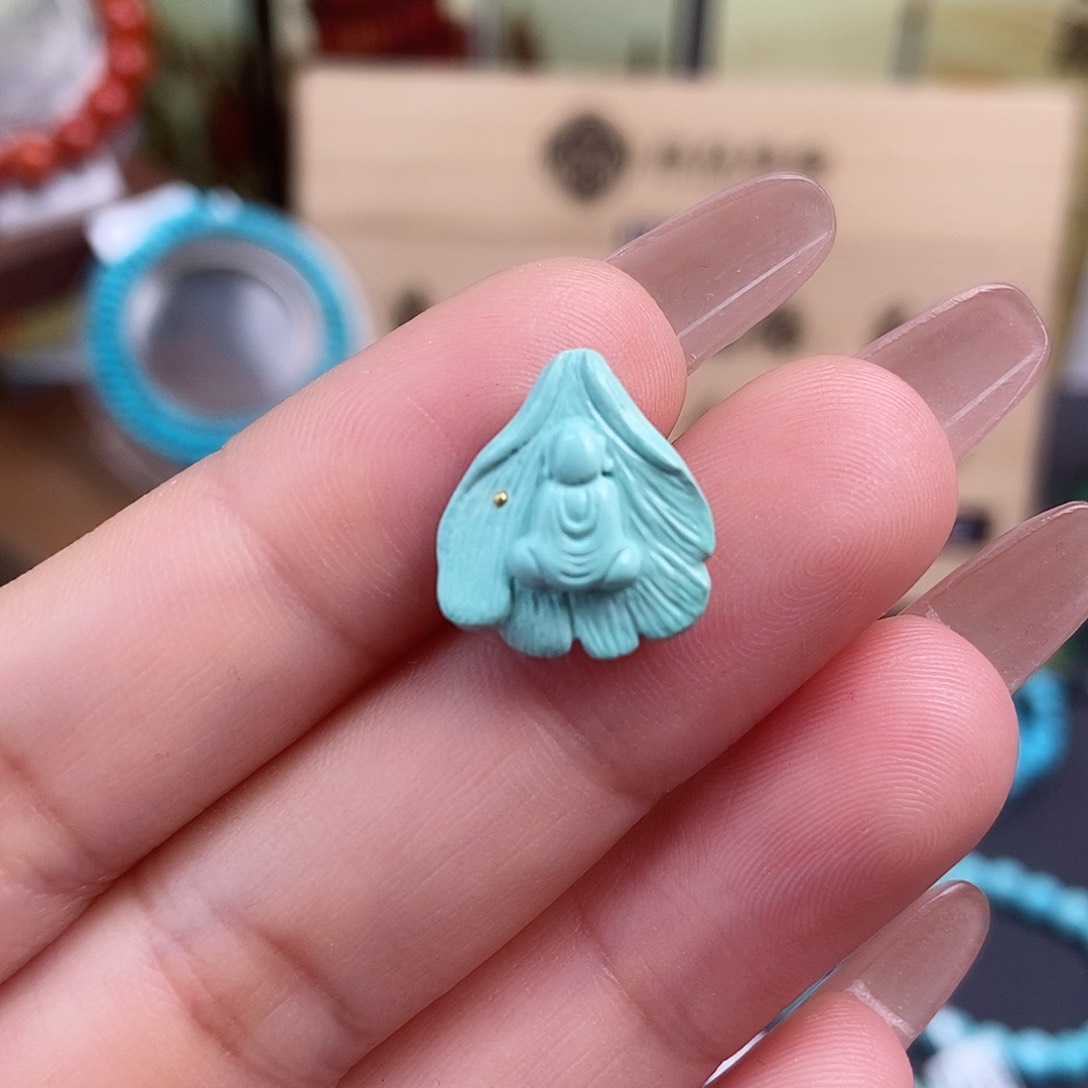 绿松石雕刻未镶嵌