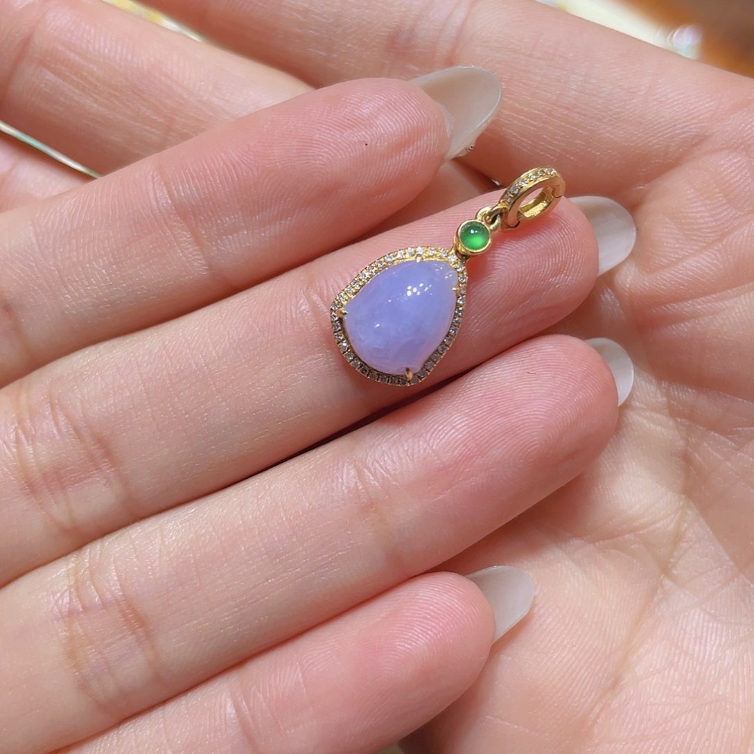 翡翠吊坠(不含链)18K金镶嵌耀**琰