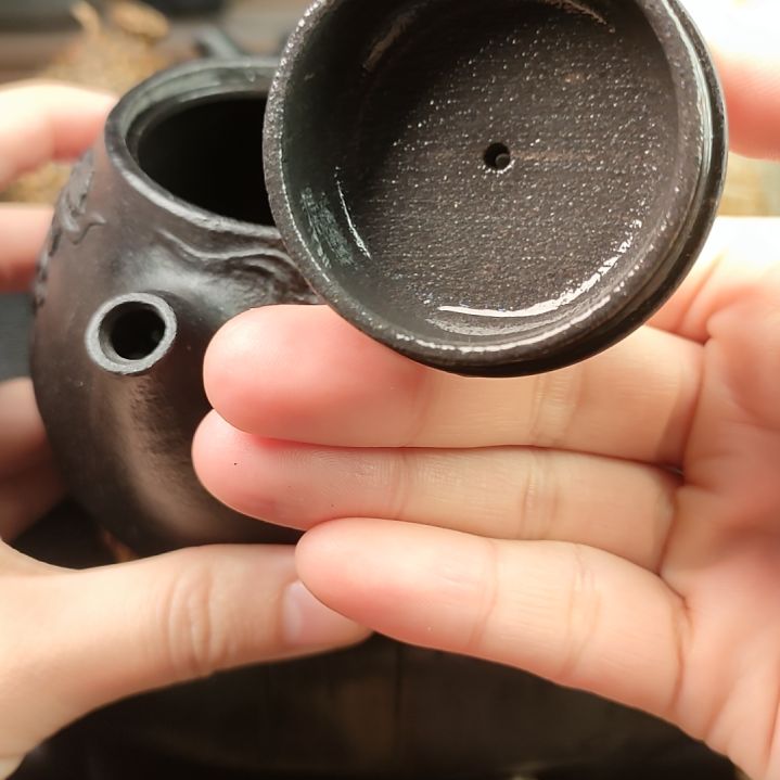 共***?冰碛岩随型壶大容量晶体玉化