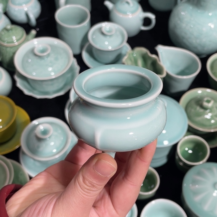 青瓷青瓷 青瓷青瓷