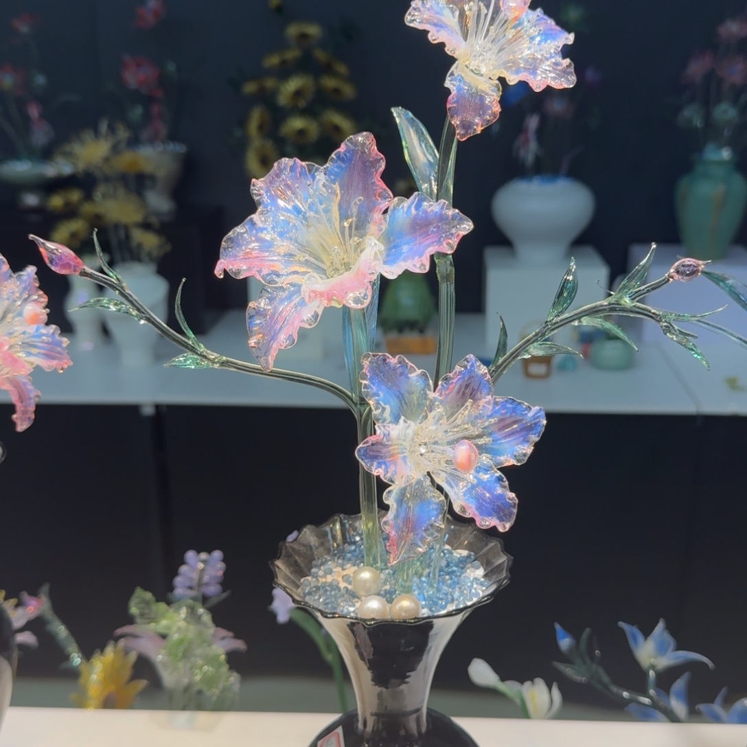 清***岚手工艺品琉璃清岚炫彩百合黑瓶