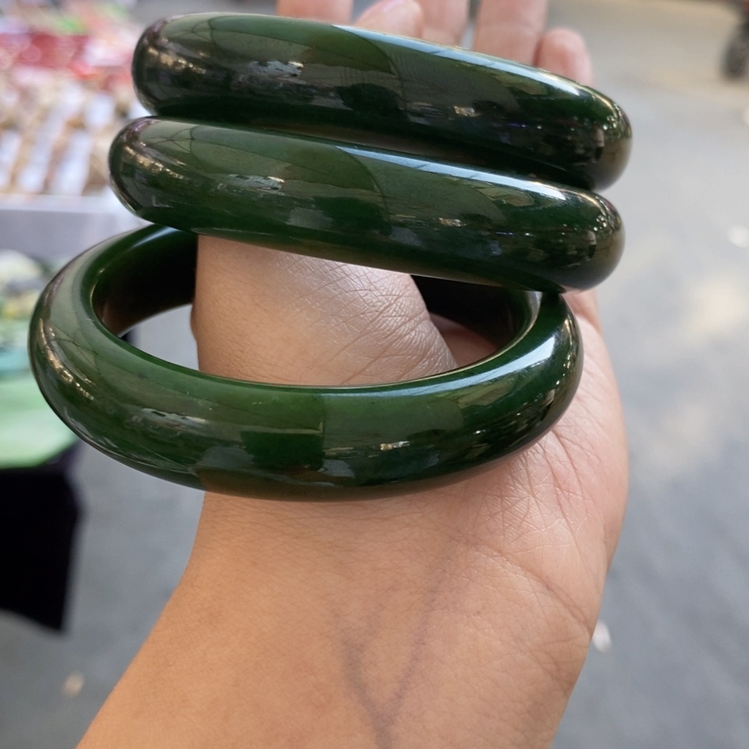 和田玉未镶嵌手镯多样性发货 拍一发一