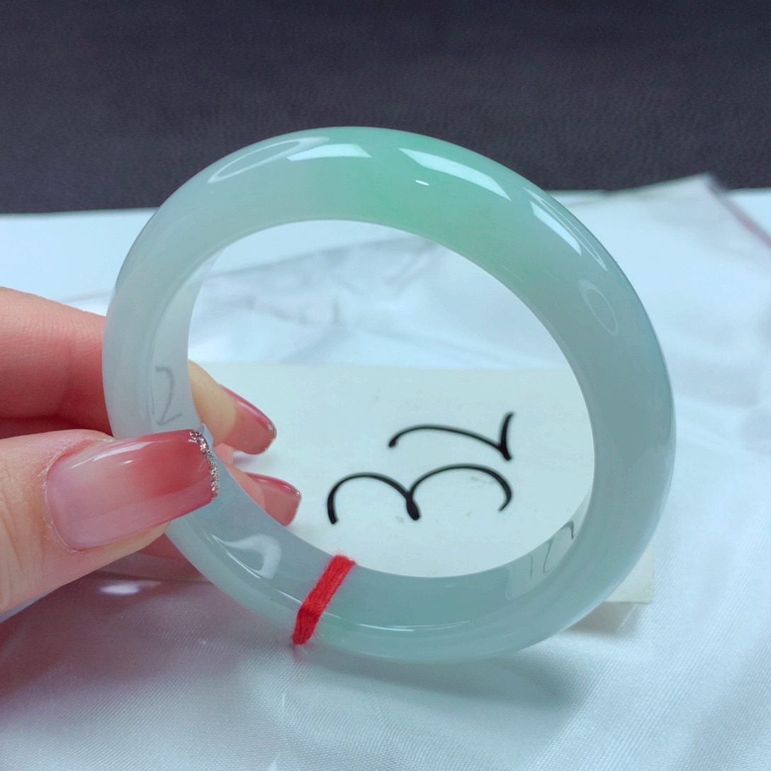 翡翠手镯未镶嵌手镯53