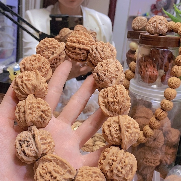 【闪购商品】文玩核桃把件36天地手持