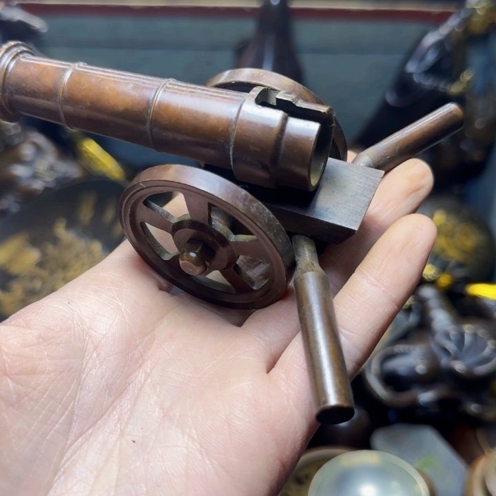 铜器把玩摆件链接