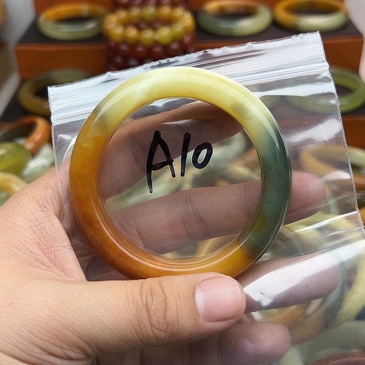 思***声蛇纹石玉合金手镯