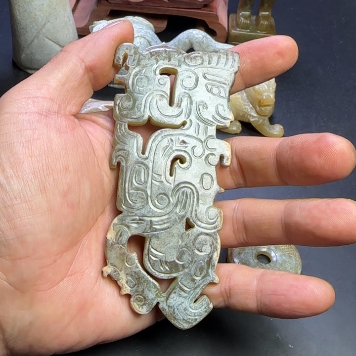 和田玉挂件未镶嵌琢*