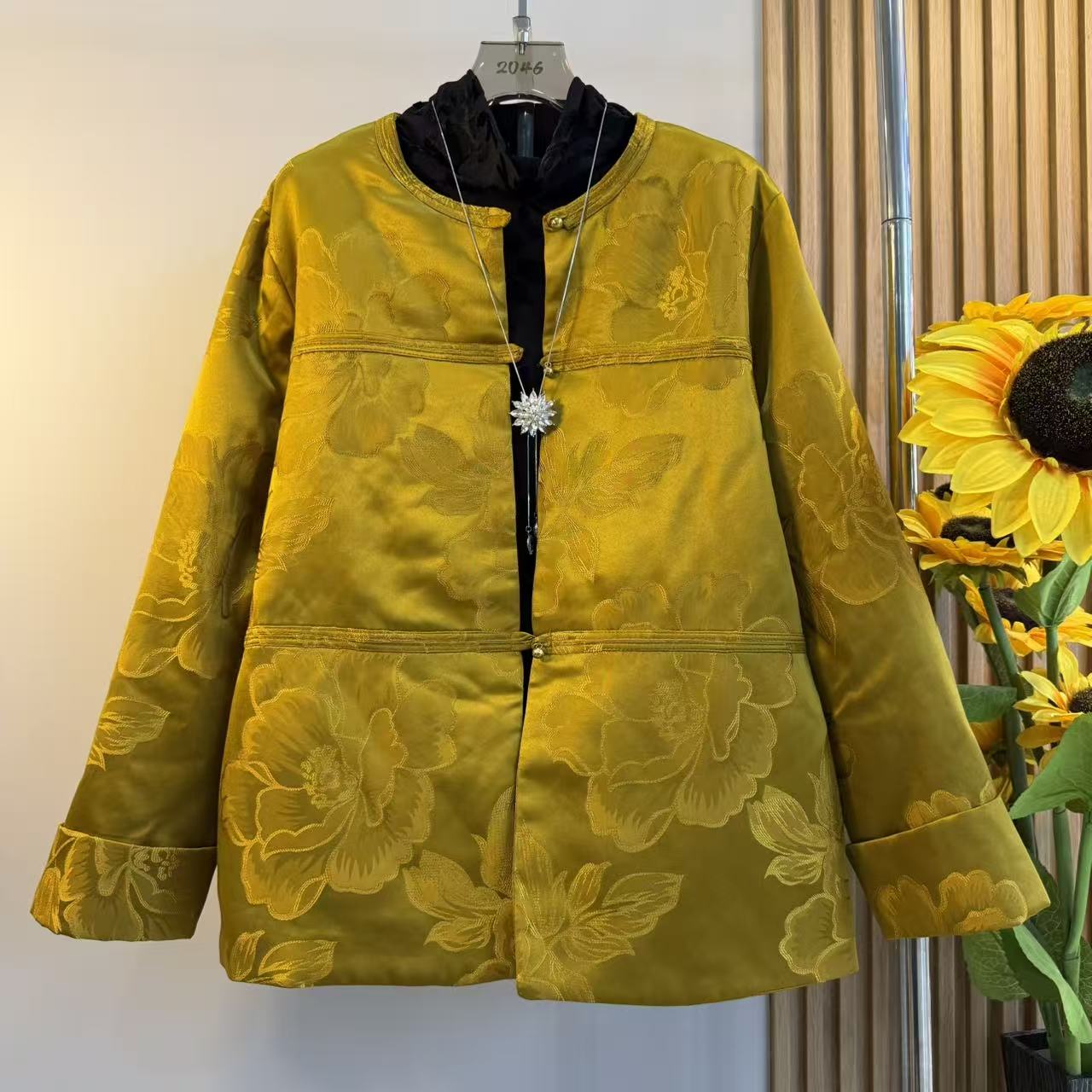 新中式国风夹棉提花缎面保暖复古唐装外套盘扣棉服大码胖MM上衣女