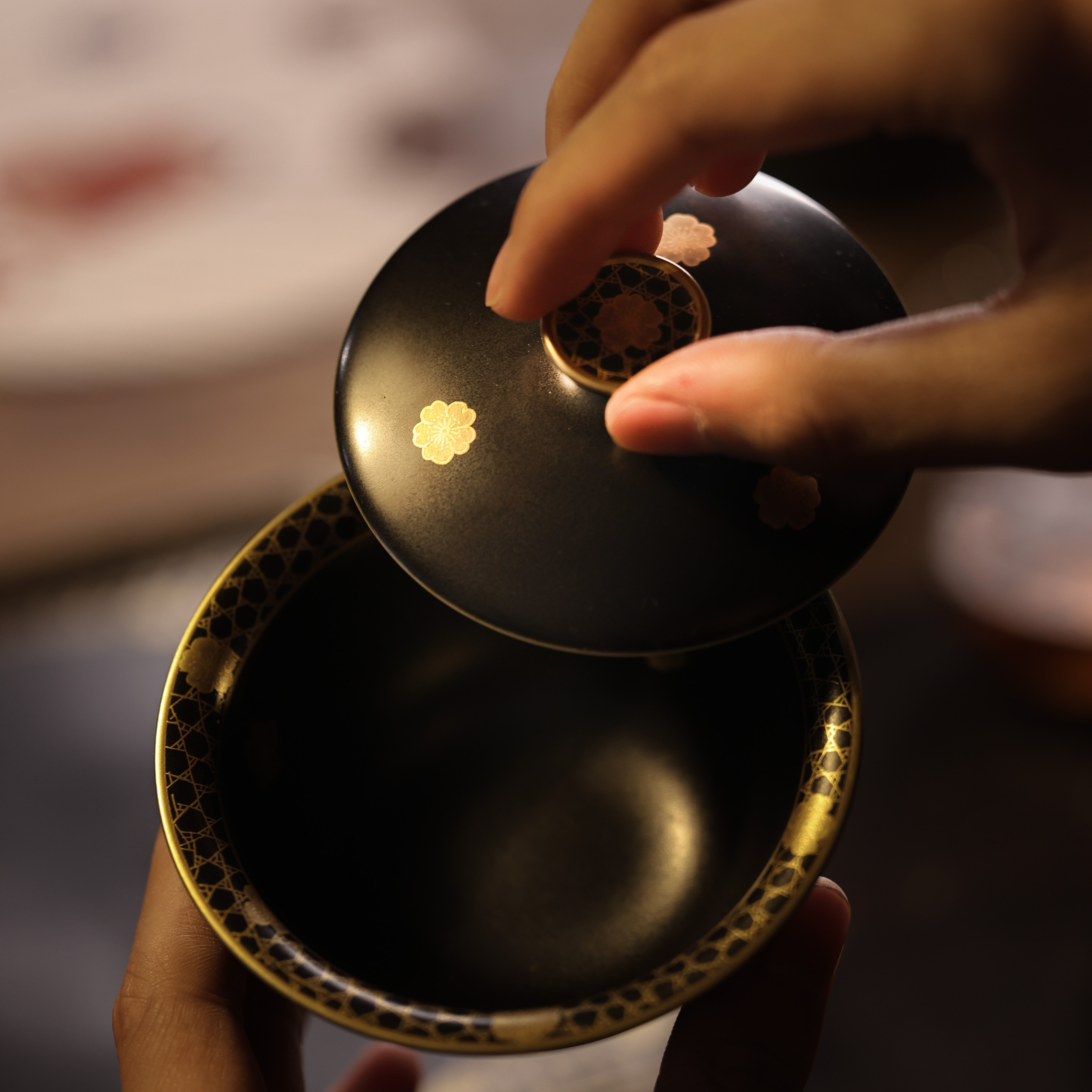 【小田甄陶】玄黑冰梅盖碗（华隐S1339）