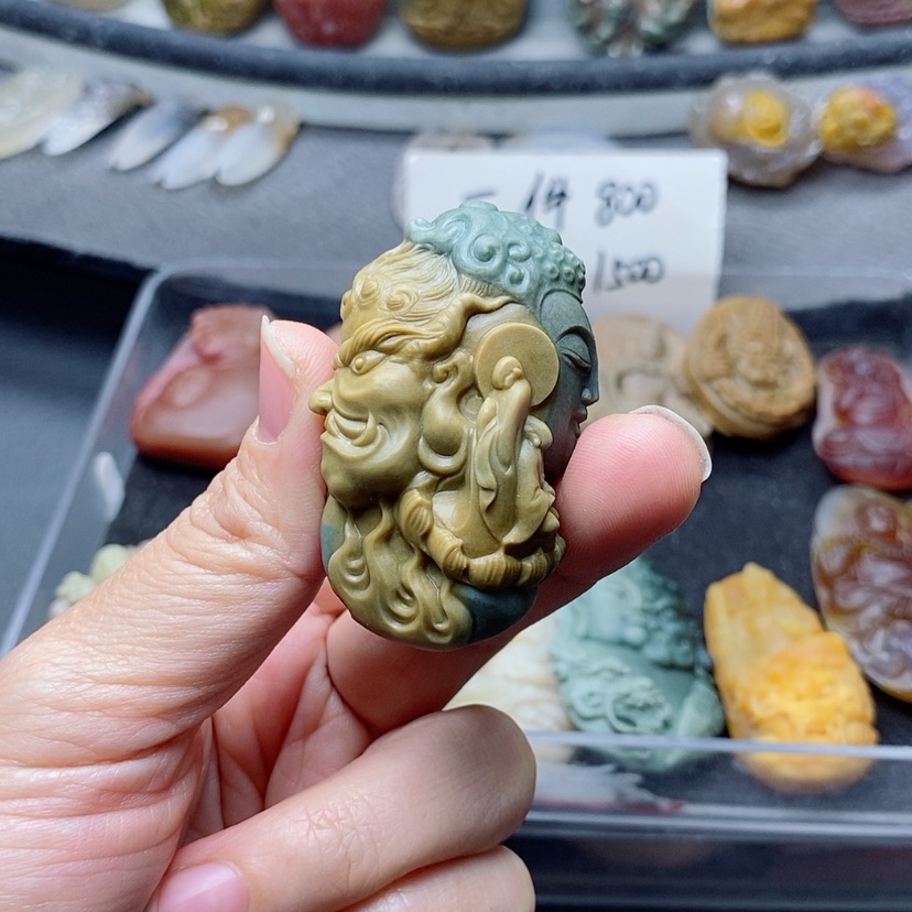 【闪购商品】定制石英质玉吊坠未镶嵌