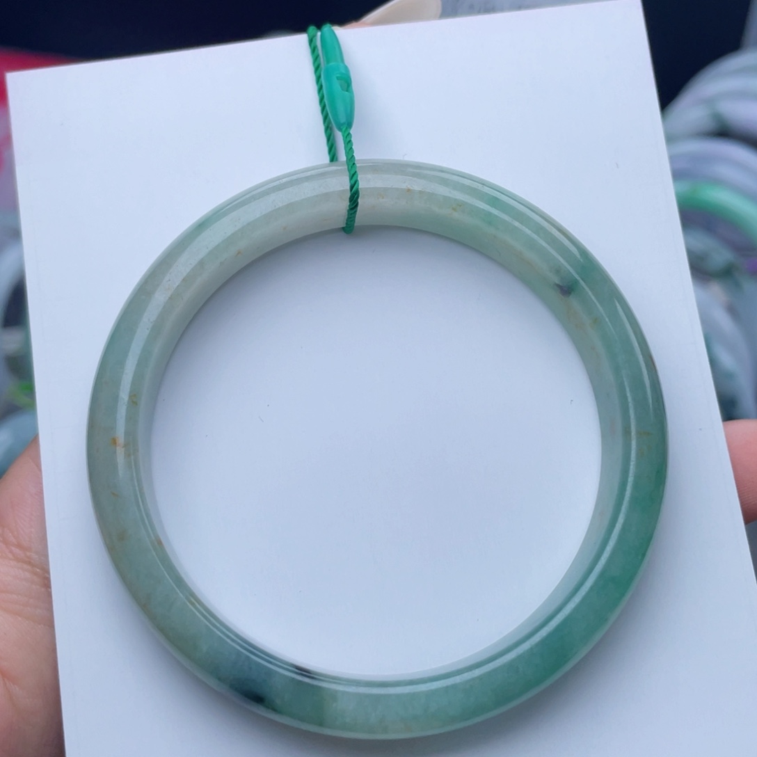 翡翠未镶嵌手镯59