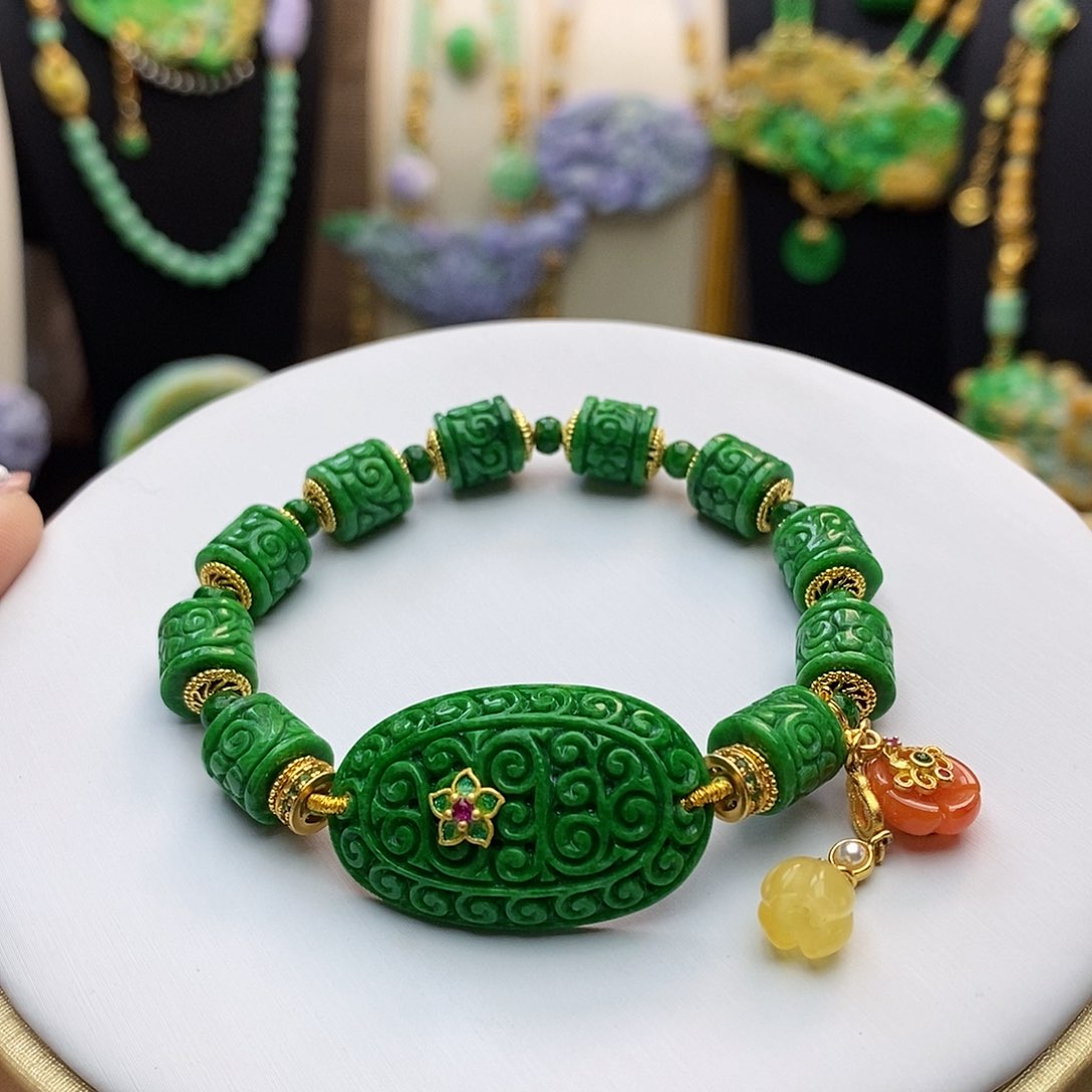 翡翠手链未镶嵌天然