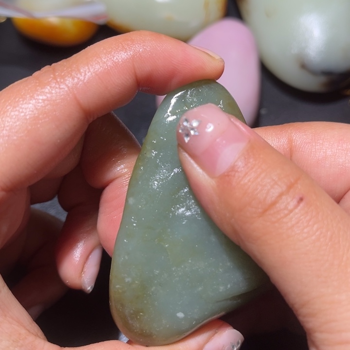 和田玉未镶嵌珠宝奇石