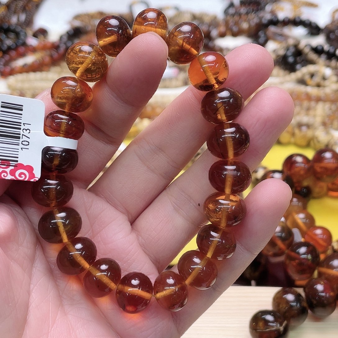 琥珀裸石未镶嵌十三10731