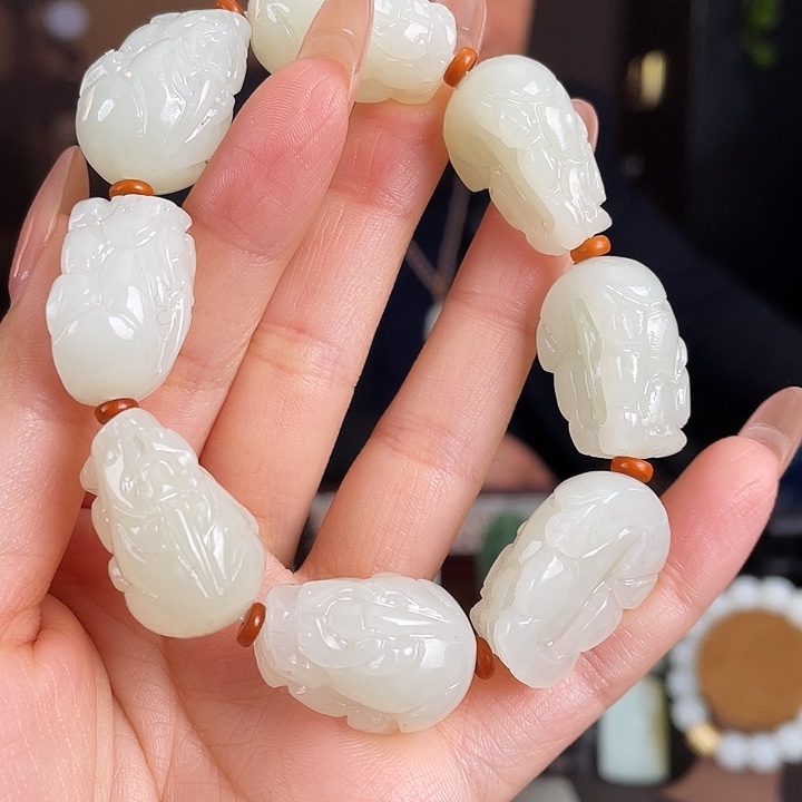 和田玉未镶嵌颈饰定制发货