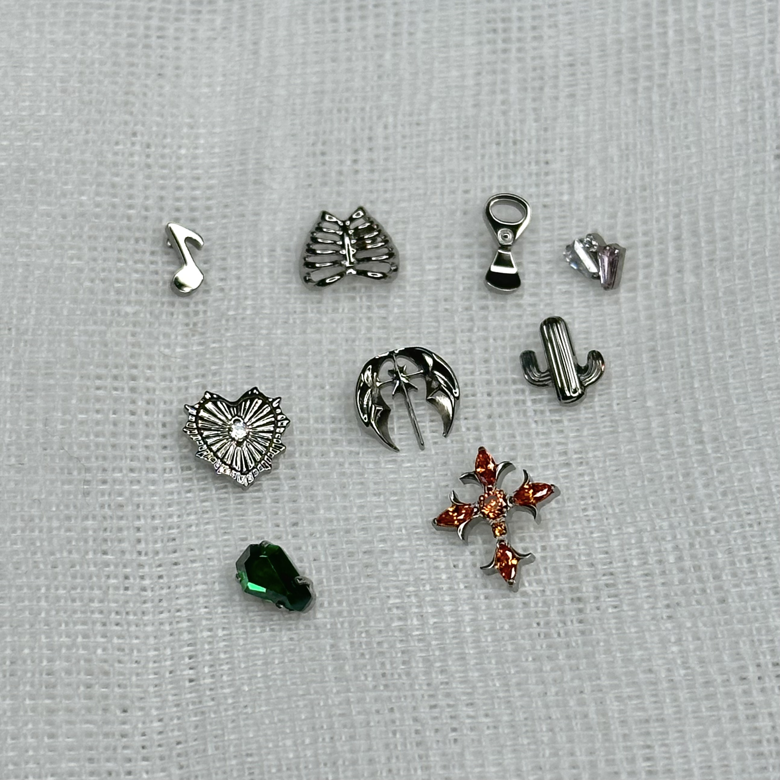 合金锆石耳饰 「圣光」系列耳蜗耳骨钛合金耳钉（S25）