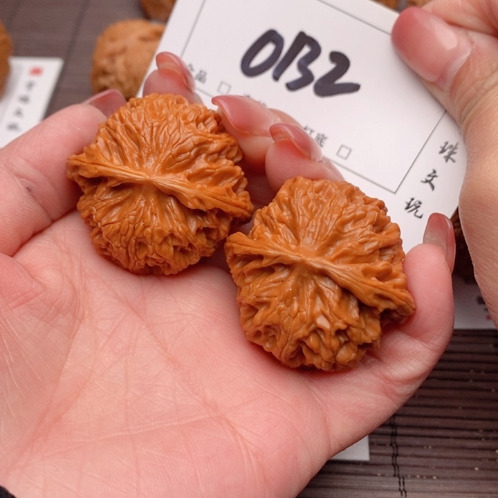 文玩核桃吊坠40苹果0132