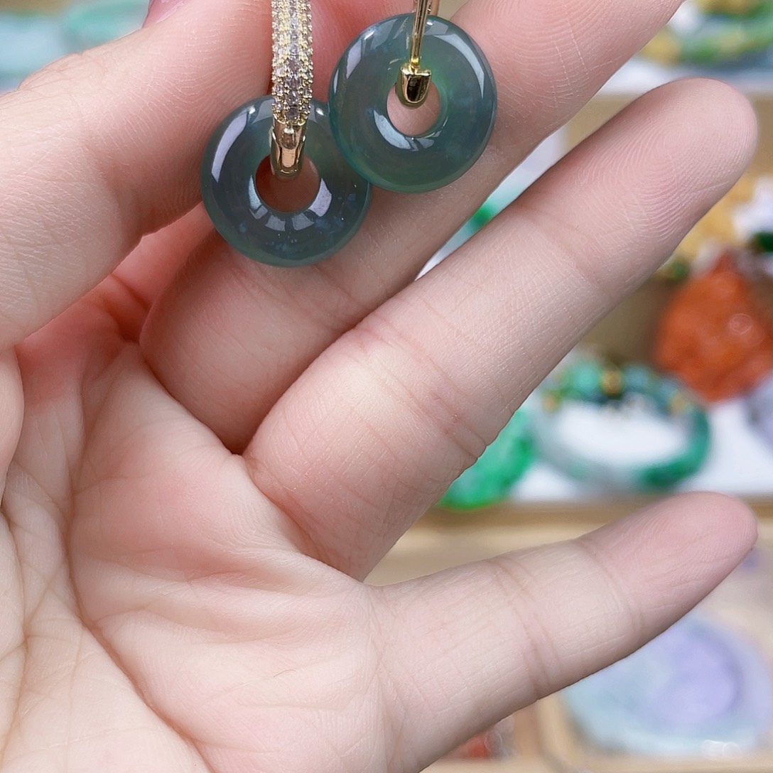 翡翠未镶嵌手链耳坠