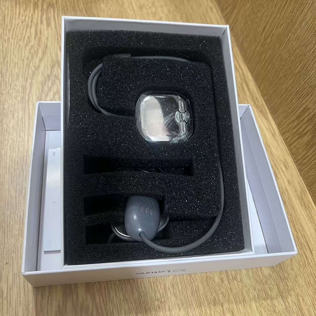 122颈部颈椎按摩器