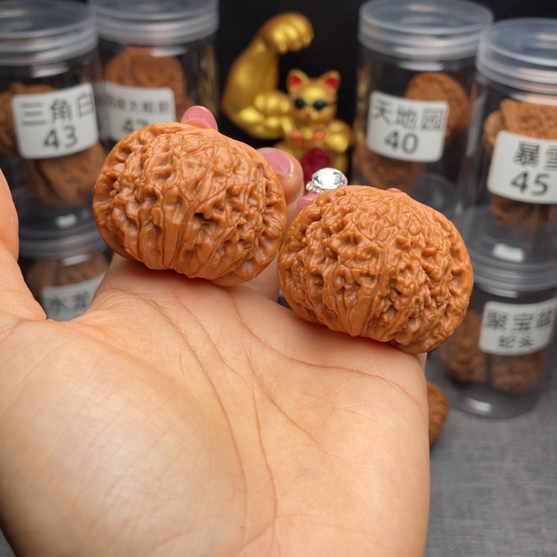 文玩核桃把件水龙