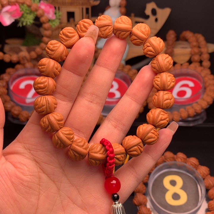 桃核吊坠1.4野生新品枫叶纹