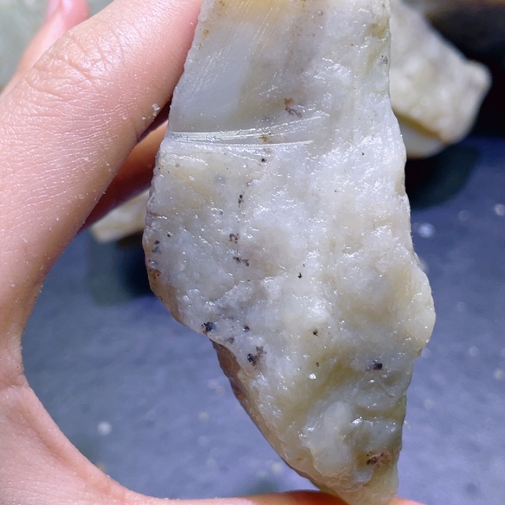 和田玉未镶嵌珠宝半成品