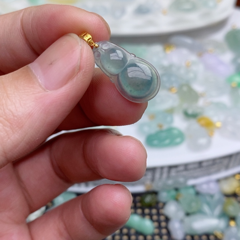 【闪购商品】翡翠吊坠(不含链)18K金镶嵌小葫芦