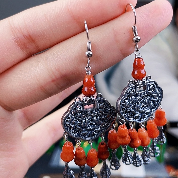 翡翠耳饰未镶嵌饰品