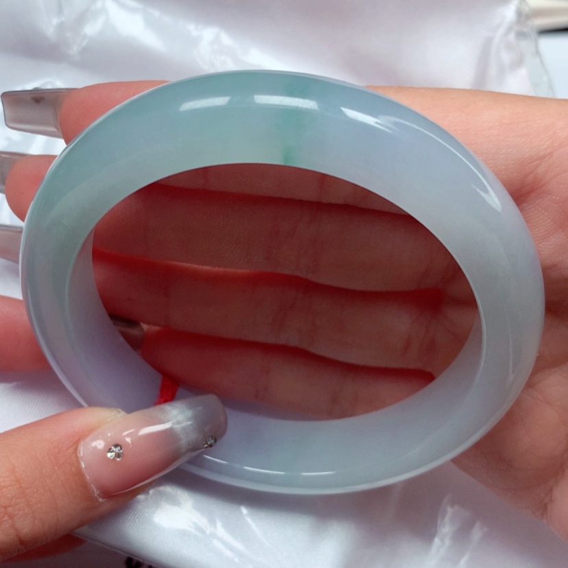 【闪购商品】翡翠手镯未镶嵌58圈冰胶春彩