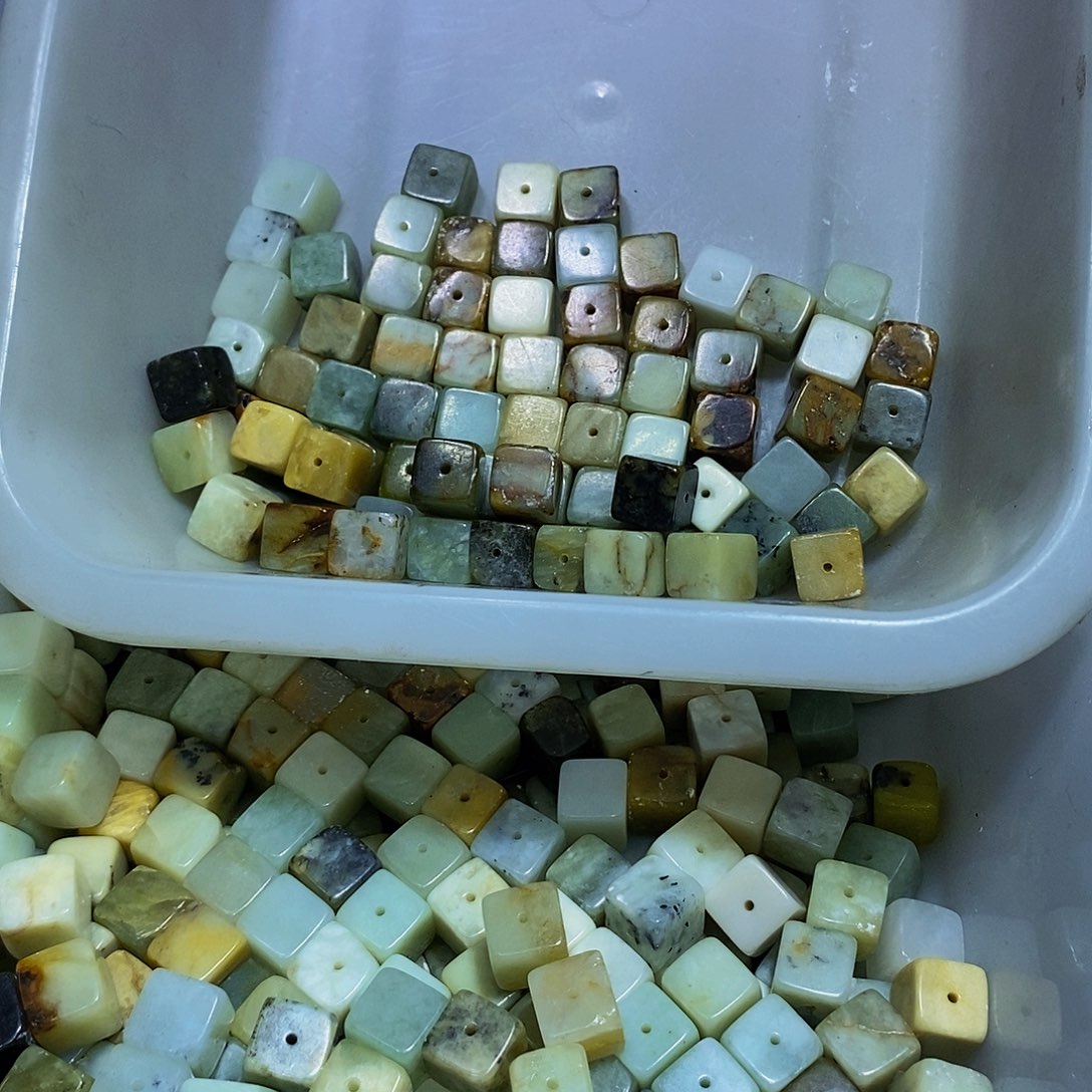 未镶嵌蛇纹石玉其他46