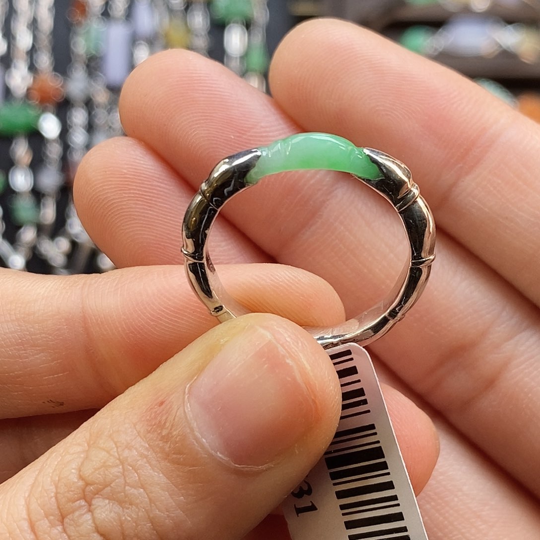 颈饰银S925镶嵌翡翠16731