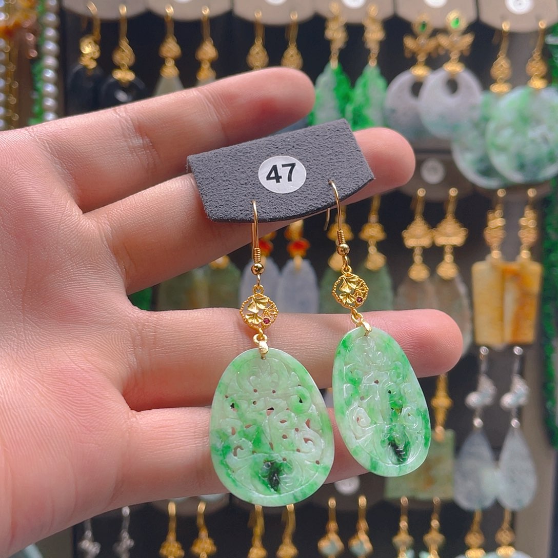 翡翠未镶嵌耳饰翡翠