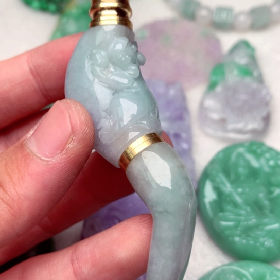 翡翠吊坠(不含链)未镶嵌