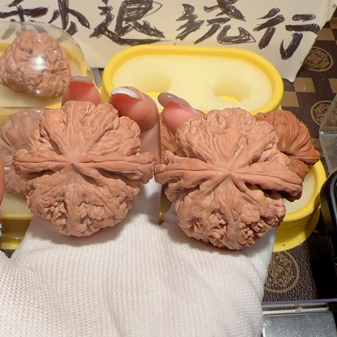 桃核吊坠岁****料46+全品大粗筋