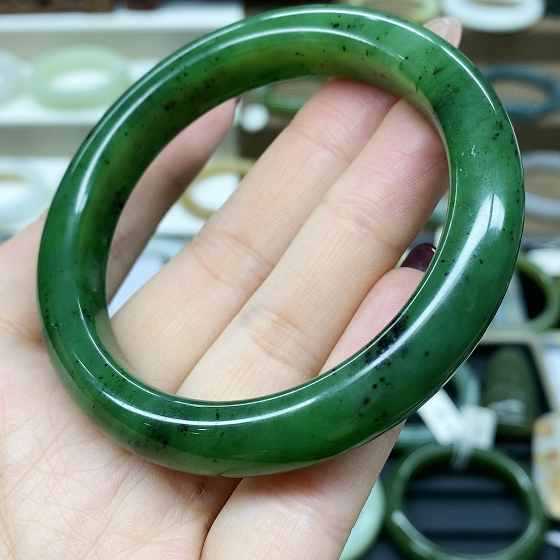 【闪购商品】和田玉（碧玉）手镯未镶嵌