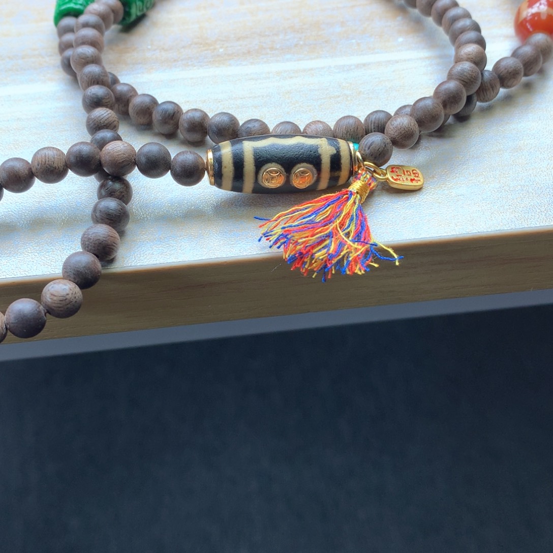 翡翠未镶嵌颈饰吊坠