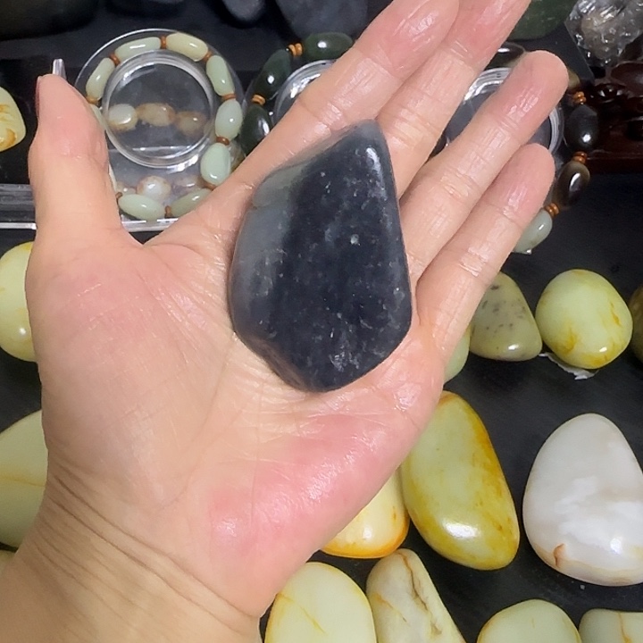 旺****和田玉（糖玉）未镶嵌手链